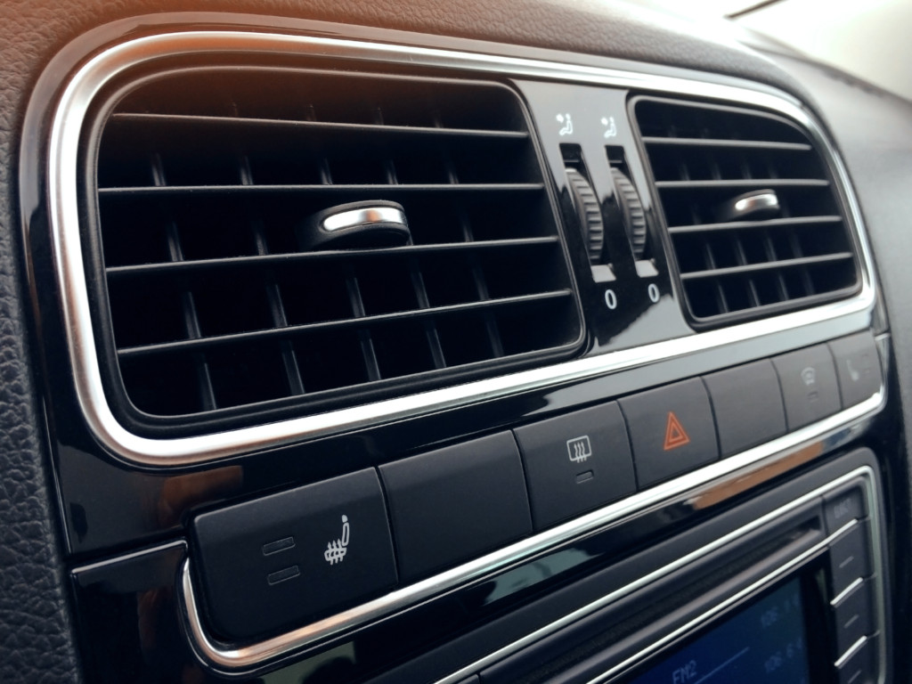 車のエアコンが効かない原因 応急処置 ダックス Glassstyle グラススタイル 公式サイト