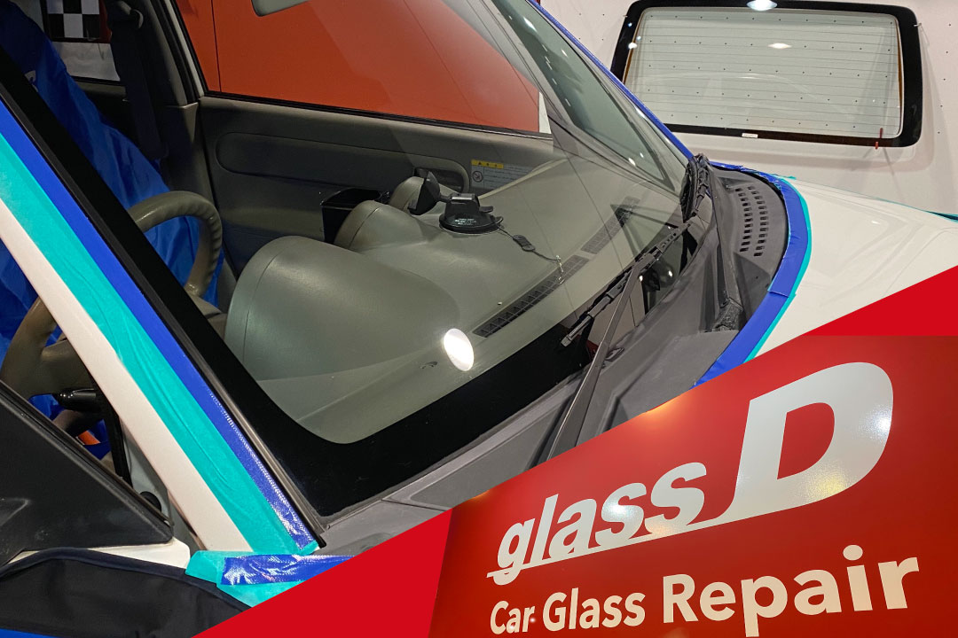 フロントガラス交換の方法 自力で出来るかプロに確認してみた ダックス Glassstyle グラススタイル 公式サイト