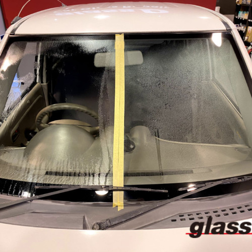 洗車では落ちない油膜の原因は 効果的な除去 対処法もご紹介 ダックス Glassstyle グラススタイル 公式サイト