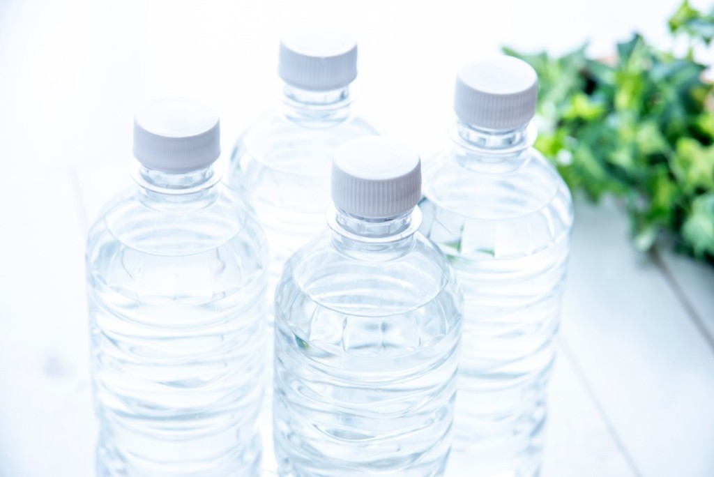 車中泊の必須アイテム、保存水