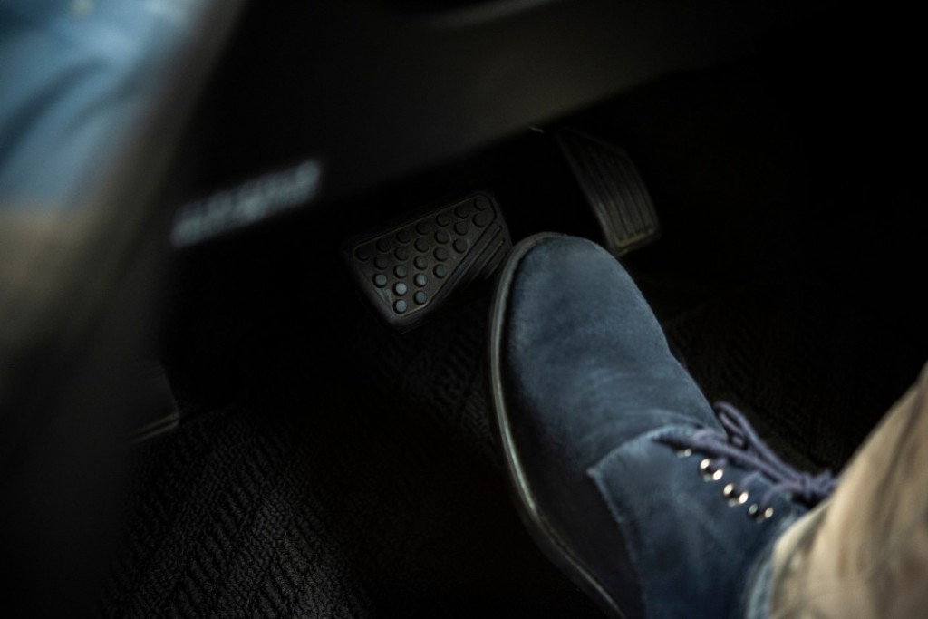 クリープ現象とは？