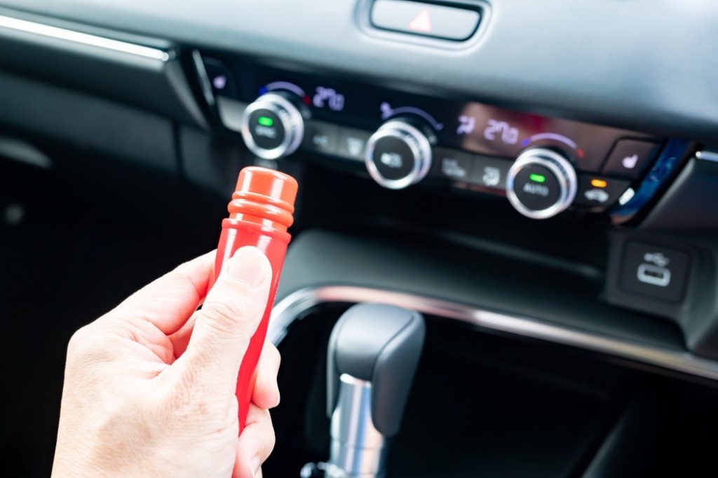 車検の際に書類以外で必要となるもの