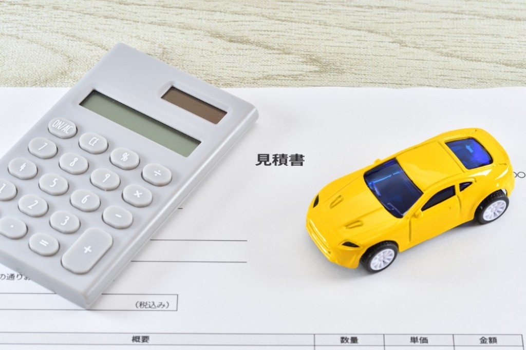 フロントガラスの交換費用を安く抑えるポイント