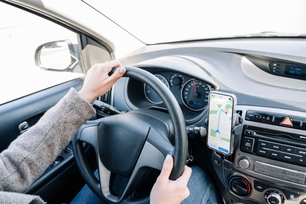 スマホホルダー、エアコンの吹き出し口